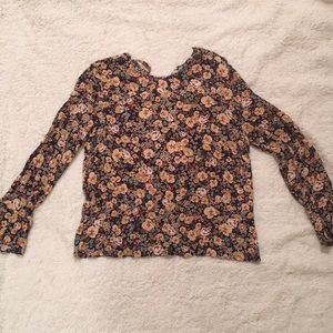 Zara. Floral Top